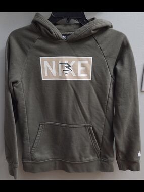 Nike 3 Brand Boy's Large Olive Green Hoodie